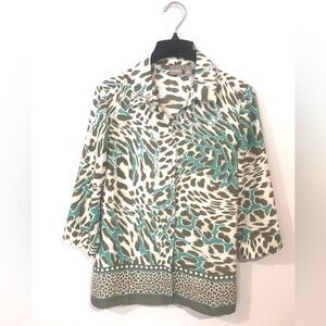 Chico’s Button Down shirt animal print Business casual office women’s L